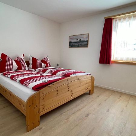 Ferienwohnung Mit Idyllischer Aussicht Klosters Buitenkant foto