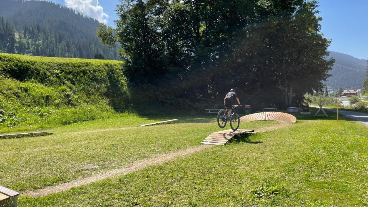 Ferienwohnung Mit Idyllischer Aussicht Klosters Buitenkant foto